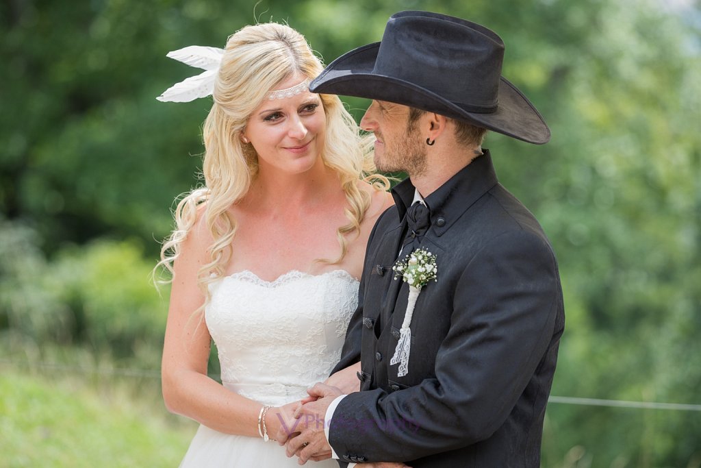 Country-Hochzeit-1.jpg